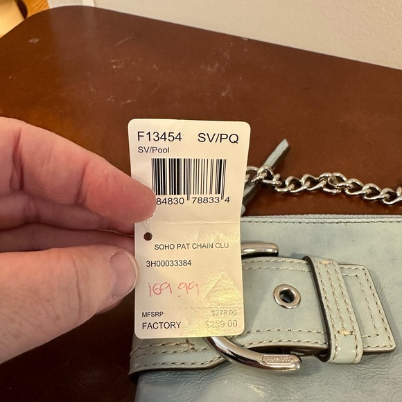 Baby Blue Coach Clutch - Picture 11 of 11